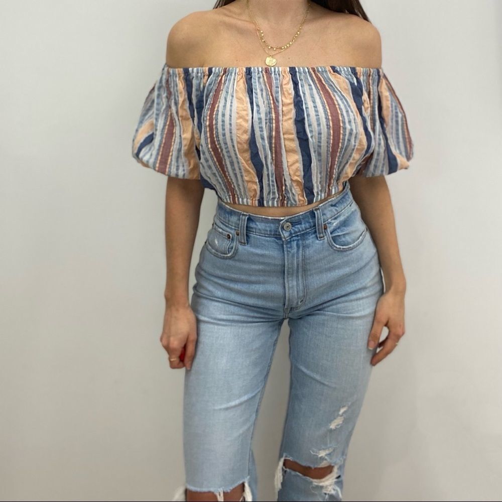 Ulla Johnson Off The Shoulder Seersucker Striped Crop Top